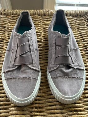 Blowfish Women's Slip-On Canvas Sneakers - Purple Size 8